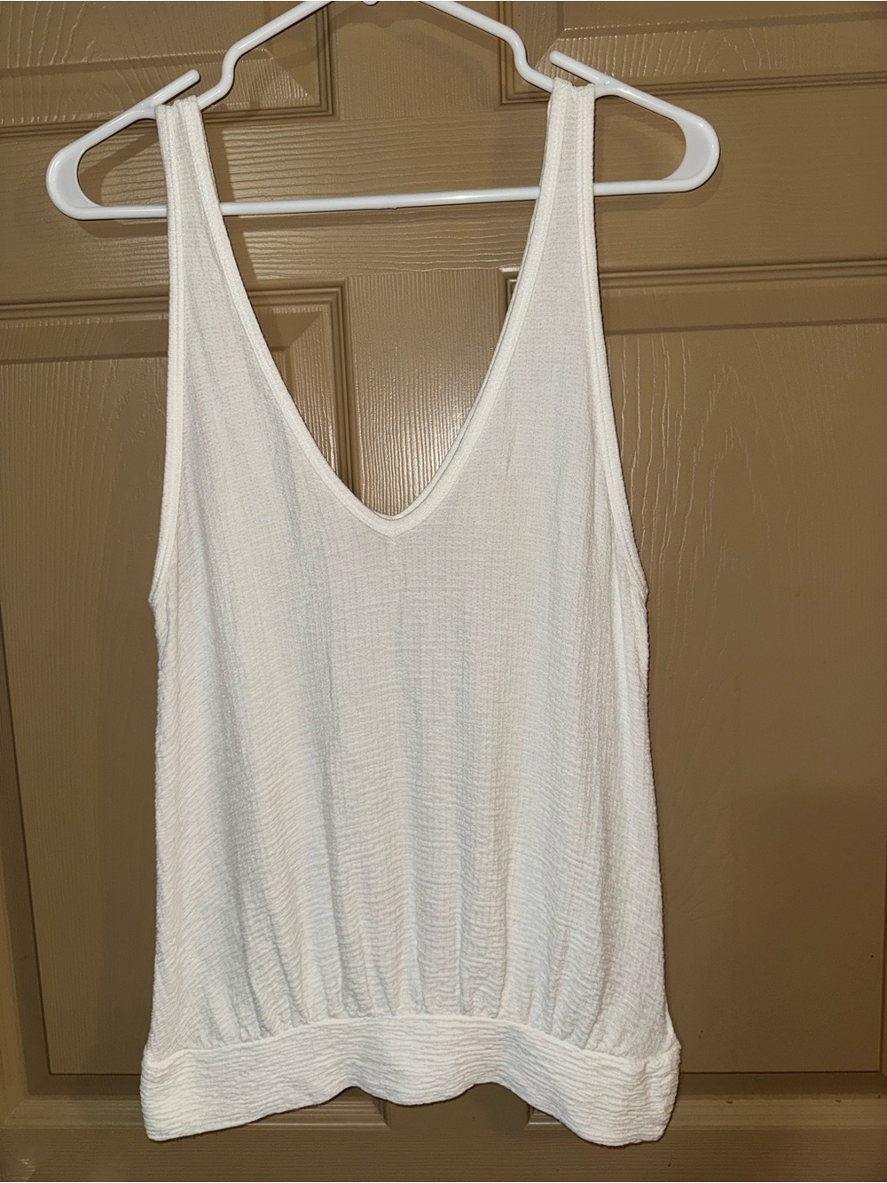 Anthropologie Textured V-Neck Tank Top Cream OB1171059 (Medium)